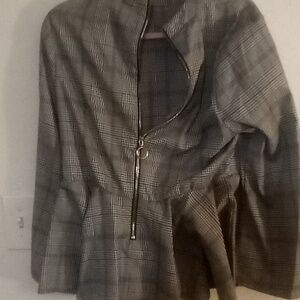 Black gray and white vest 3/4 zip with long sleeves